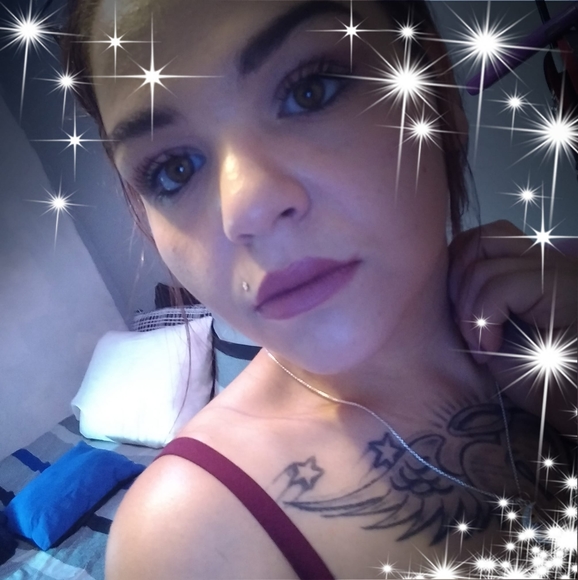 Meet your Posher, Marissa - Picture 1 of 1